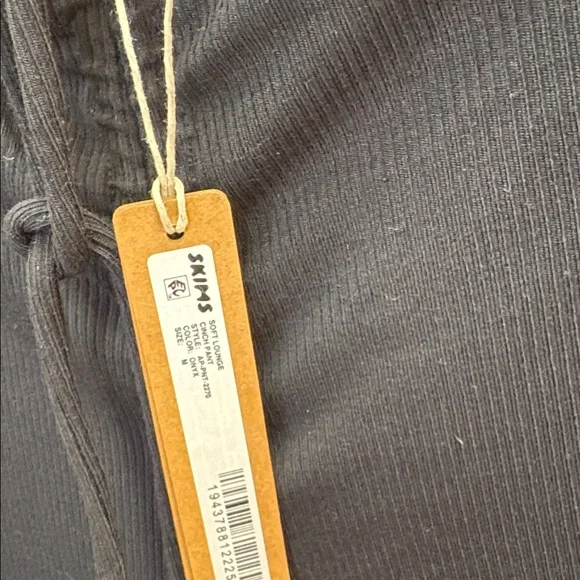 NWT Skims Soft Lounge Cinch Pant Medium black - Picture 6 of 6